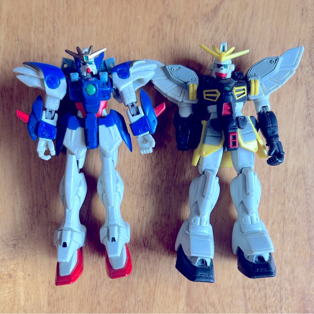 2 Vintage Bandai Gundam Action Figures from early 2000’s. Rare HTF